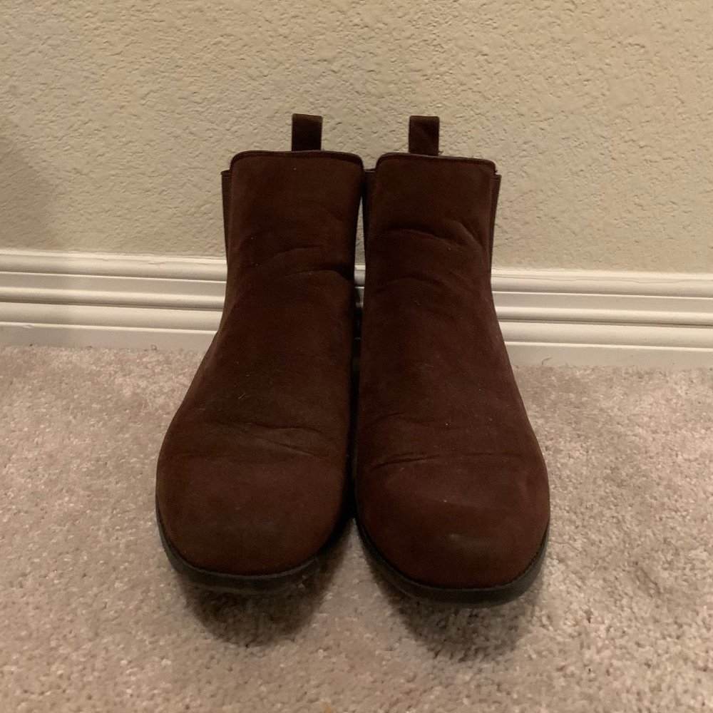 ASOS DESIGN CHELSEA BOOT IN BROWN SWEDE LEATHER